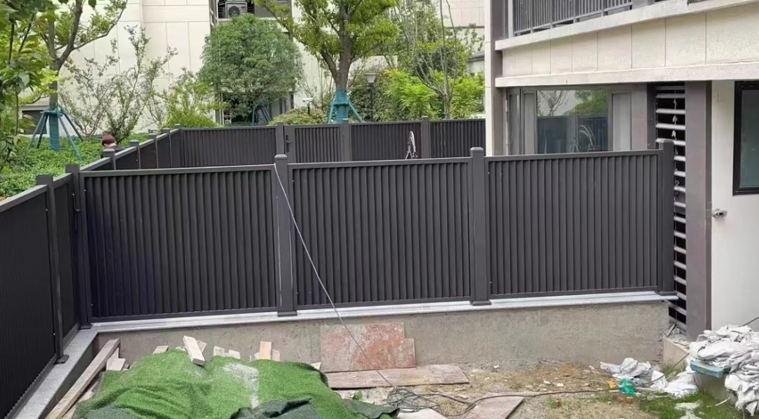 上海金山区花园围栏安装案例
